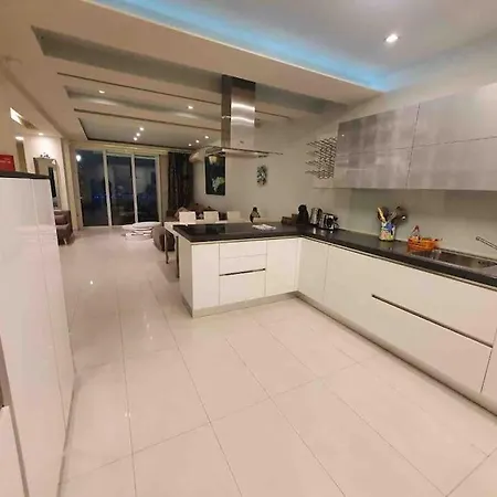 Charming 2-Bedroom 2 Bath Apartment - Sliema Exterior photo